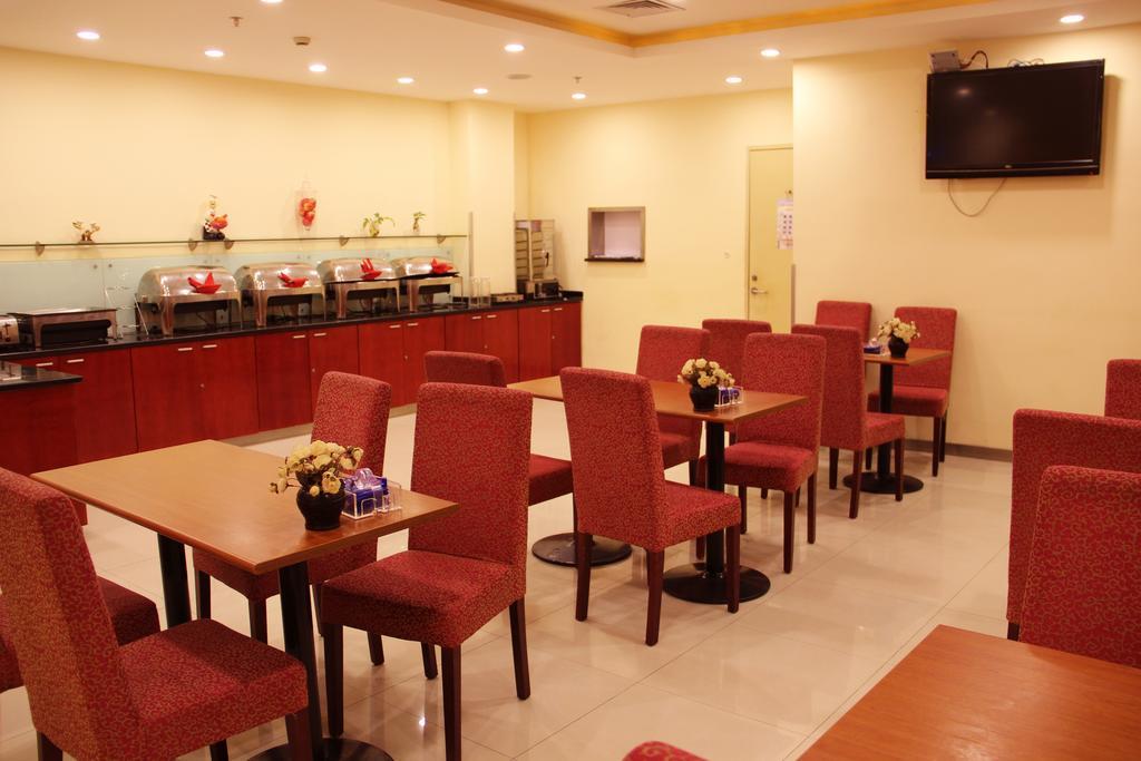 Hanting Hotel Beijing South Railway Station Стая снимка
